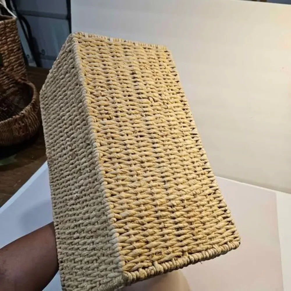 Woven Seagrass Magazine Rack Caddy
